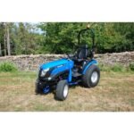 Tracteur 4 roues motrices SOLIS 26 HST roues gazons 25x85-14 et 136-16.