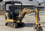 CATERPILLAR 301.5 + BRH + 3 GODETS