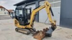 CATERPILLAR 302.2D + 4 GODETS
